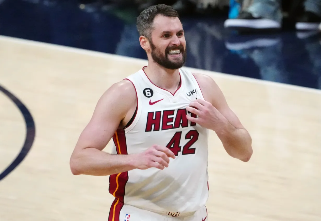 Kevin Love agrees to two-year, $8 million deal to return to Heat - Hot Hot  Hoops - Miami HEAT NBA Blog